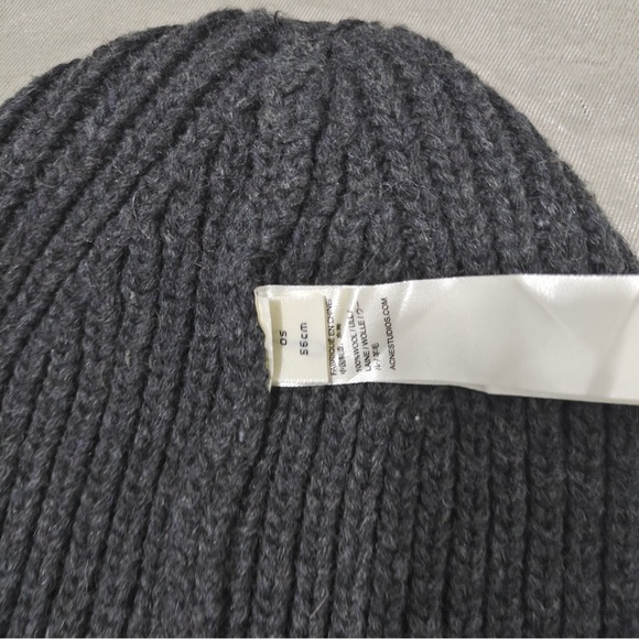 Acne Studios Face Patch Beanie - Gray - Picture 5 of 7